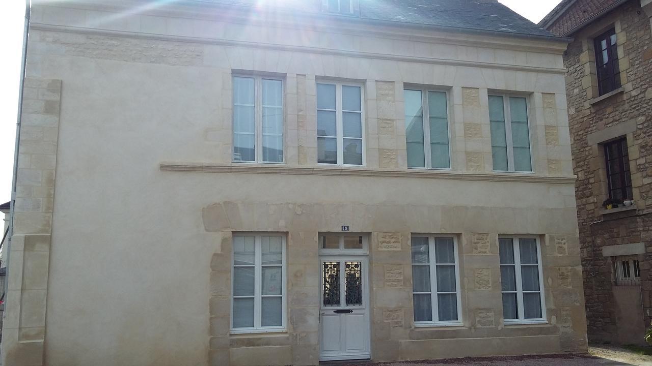 Le Logis D'Isabelle Aparthotel Argentan Exterior photo